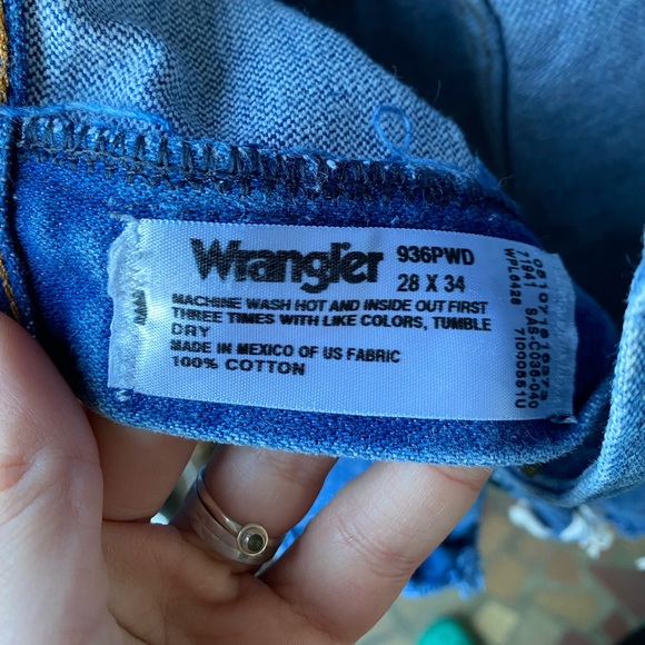 Blue Jean wrangler shorts - Picture 4 of 4
